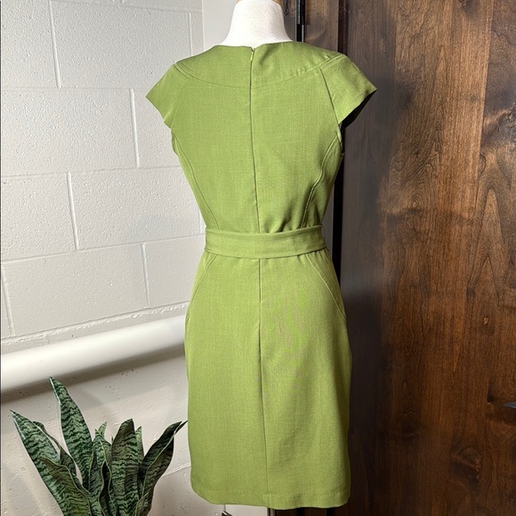 Green Sheath Mini Dress with Tie Front and Flutter Cap Sleeves - Picture 5 of 9